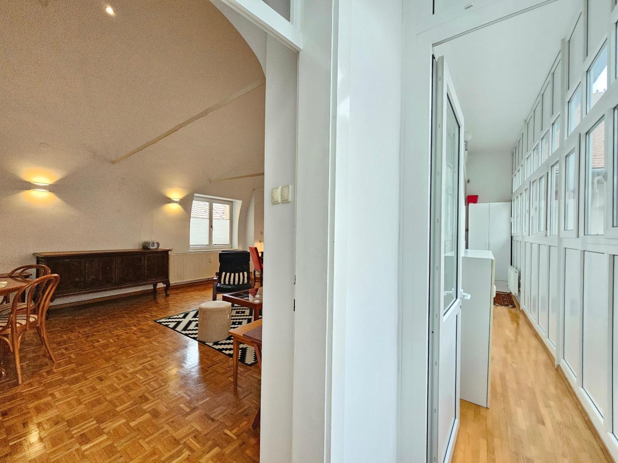 Charming Apartment Laura Tour As Ljubljana By Town Hall Екстериор снимка